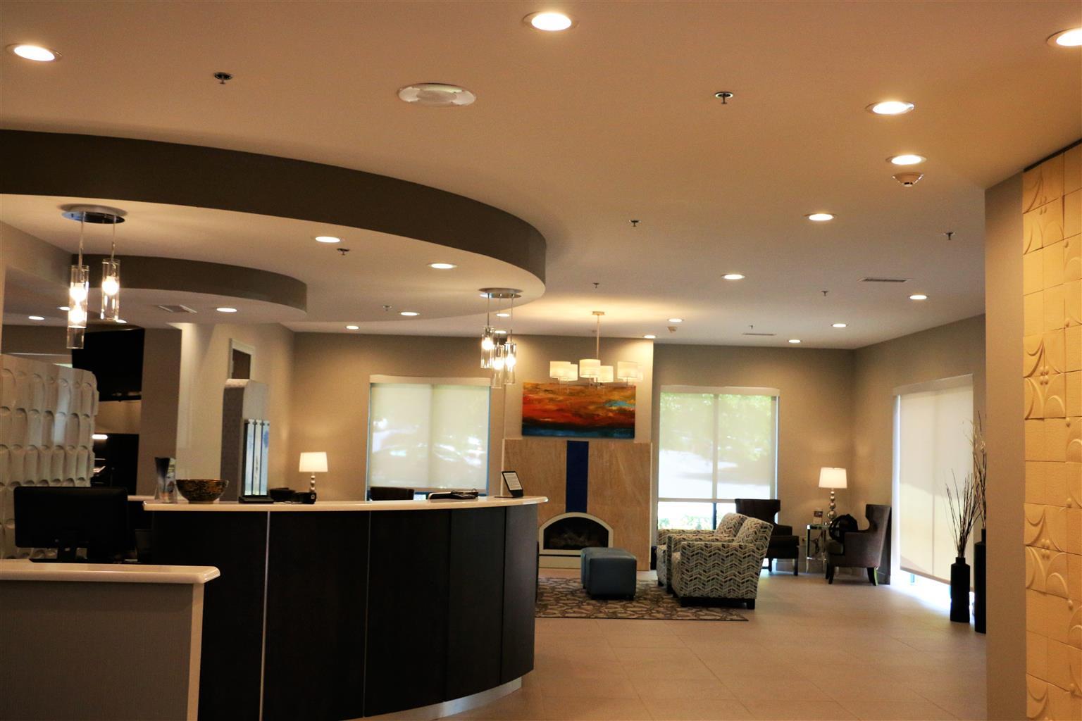 Western Roswell/alpharetta Hotel Roswell